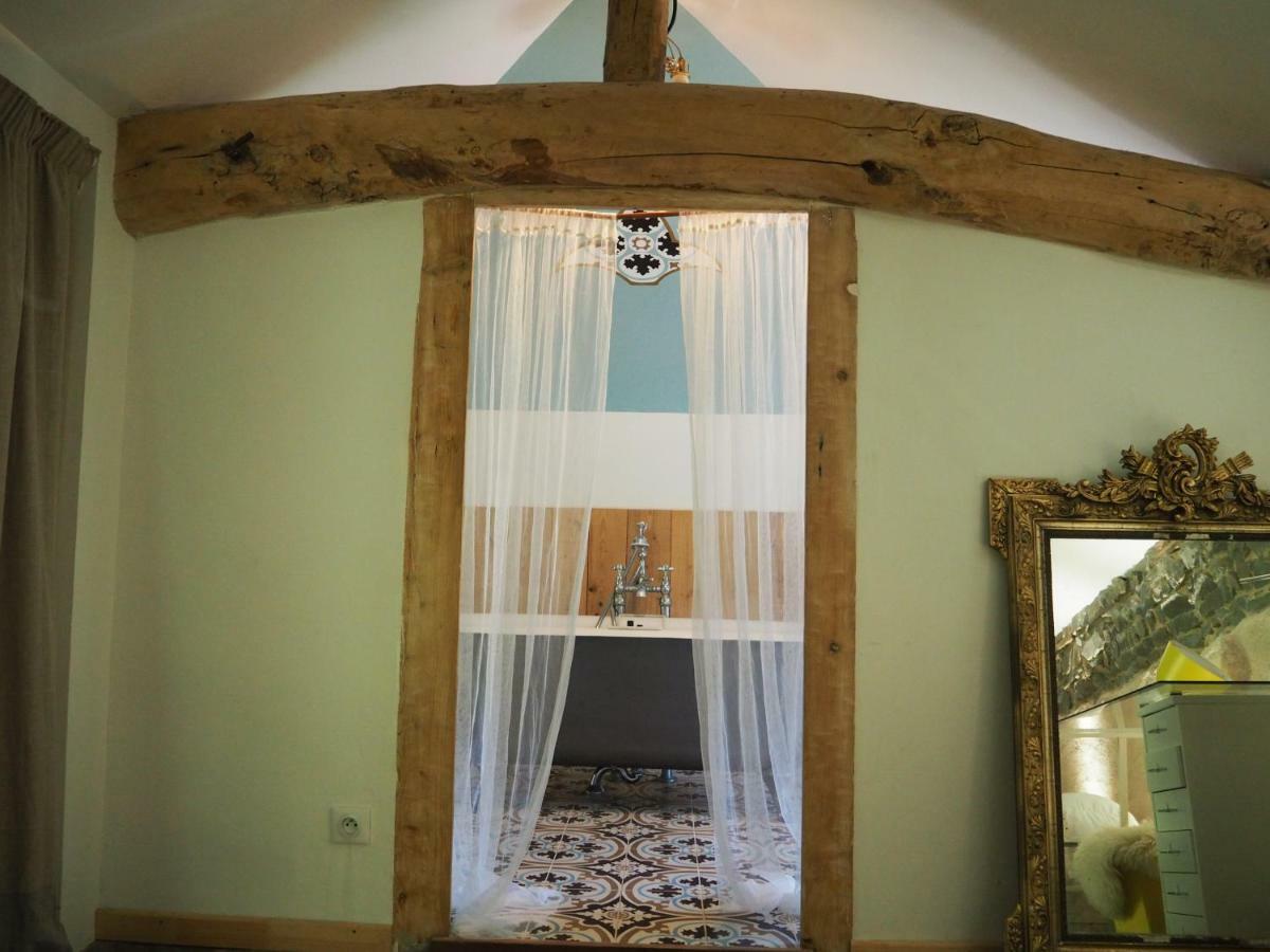 Le Chatel En Beaujolais Valsonne Ngoại thất bức ảnh