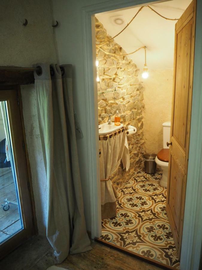 Le Chatel En Beaujolais Valsonne Ngoại thất bức ảnh